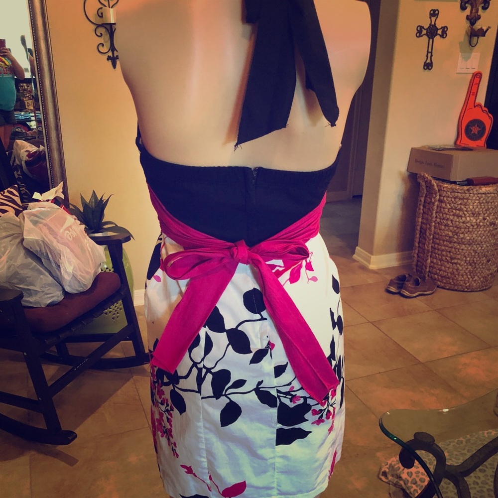 Mini halter dress with pockets